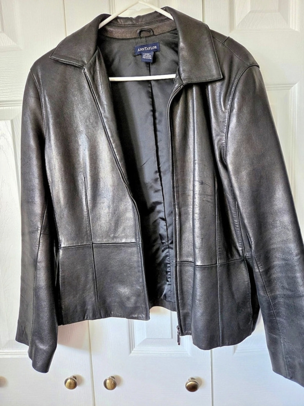 Vintage Ann Taylor 100% Leather Moto Jacket in Black Like New